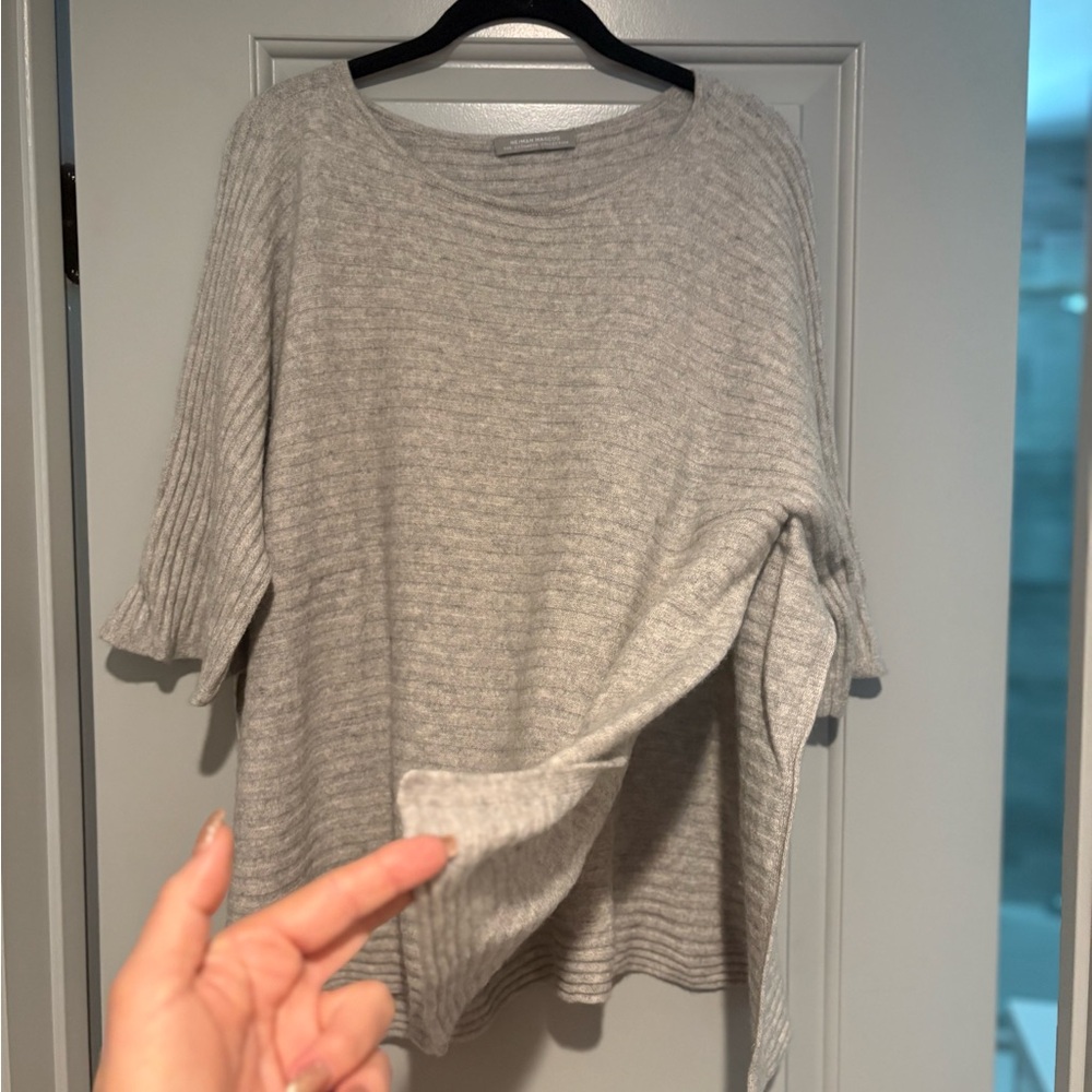 Neiman Marcus Light Gray Ribbed Sweater - Picture 2 of 5